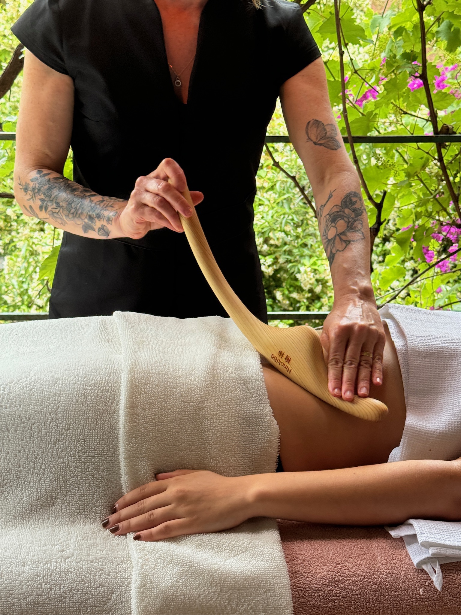 Massage HINOKIBO Drainant, relaxant l Eveil Des Sens Massages