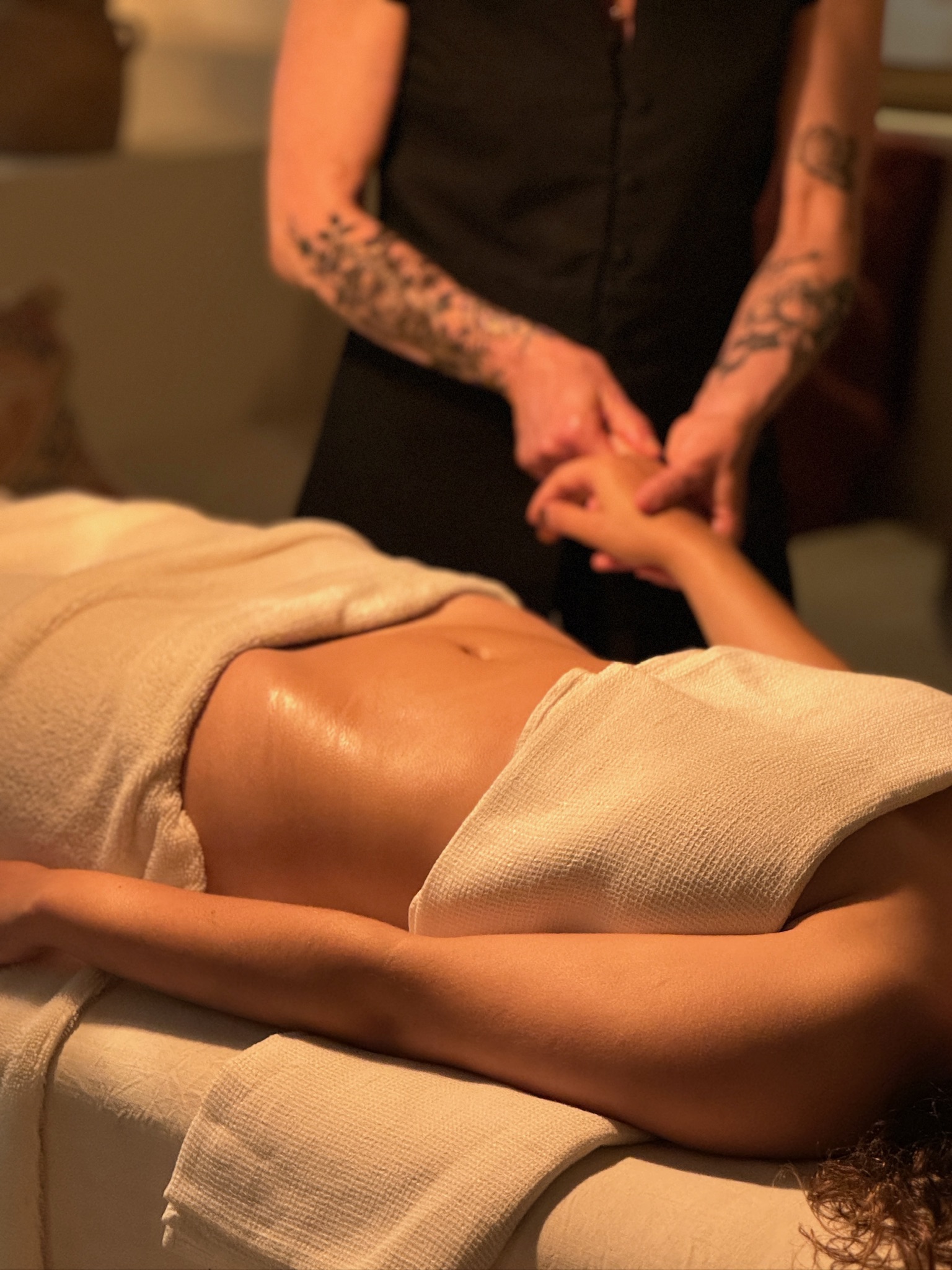 Massage des mains l Eveil Des Sens Massages